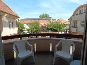 Balkón nebo terasa v ubytování Termál Schmitz Apartmanok B5