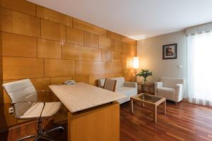 Posezení v ubytování Hotel Ciudad de Valladolid