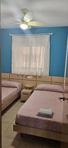 Postel nebo postele na pokoji v ubytování Apartamento 2ª Línea-Oropesa del Mar