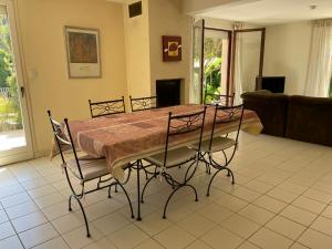 Posedenie v ubytovaní 5019 Villa Septentrion 13