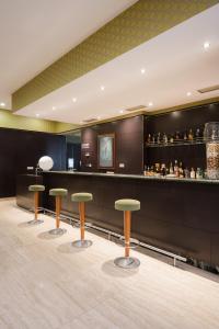 Lounge nebo bar v ubytování Hotel Ciudad de Valladolid