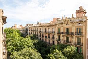 Здание апартаментов/квартиры