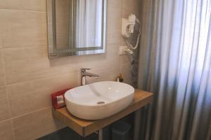 Koupelna v ubytování B&B Santa Filomena + 23 fotografií