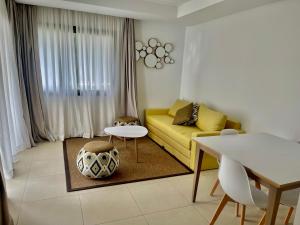 Galeriebild der Unterkunft Appartement LUXUEUX 1 plage SFIHA AL HOCEIMA in Ajdir + 11 Fotos