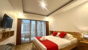 Postel nebo postele na pokoji v ubytování Abian Srama Hotel and Spa