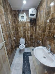 Vannituba majutusasutuses فندق كايرو زد-cairo zed hotel