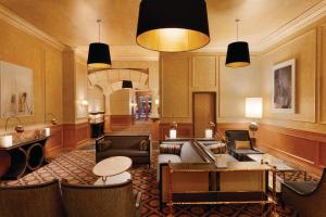 Posezení v ubytování Executive Hotel Le Soleil New York