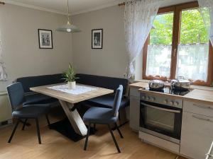 Kuchyň nebo kuchyňský kout v ubytování Ferienwohnung Elisabeth + 15 fotografií