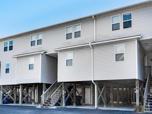 Gallery image of Loggerhead Lookout in Surf City