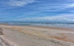 Gallery image of Loggerhead Lookout in Surf City