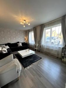 Postel nebo postele na pokoji v ubytování 3-bedroom house close to city centre