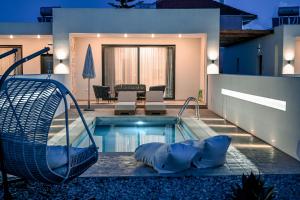 Bazén v ubytování Melior Luxury Villas nebo v jeho okolí
