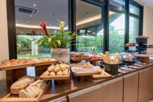 Comida no hotel ou em algum lugar perto