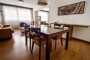 Posezení v ubytování Hotel Deville Curitiba