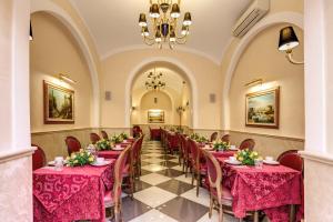 Posezení v ubytování Hotel Contilia + 37 fotografií