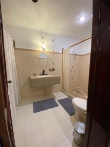 Ένα μπάνιο στο Casa X'Lapac +8 φωτογραφίες