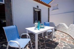Gallery image of Cottage On The Wave With Amazing View in Paralia Kallonis