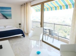 Billede fra billedgalleriet på Cozy 2-rooms apartment in yacht port Cannes Marina i Mandelieu-la-Napoule
