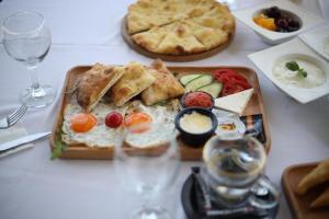 Billede fra billedgalleriet på Hotel Liqeni i Dukagjinit i Gjakove + 55 billeder