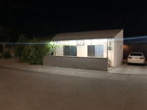 Budova, kde se kapslový hotel nachází