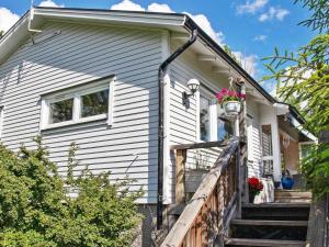 Billede fra billedgalleriet på 9 person holiday home in HUDDINGE i Huddinge