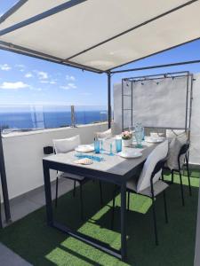 Μπαλκόνι ή βεράντα στο Ático Micaela. Terraza y vistas