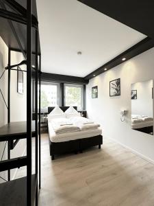 BLK Hostel客房内的一张或多张床位