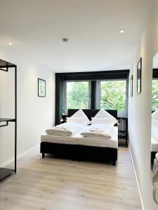 BLK Hostel客房内的一张或多张床位