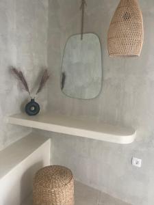 Foto dalla galleria di Solo Sole Suites Santorini a Éxo Goniá