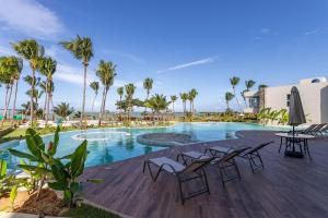Hồ bơi trong/gần Casa com piscina e churrasqueira em Milagres