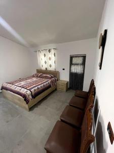 Billede fra billedgalleriet på Cozy 5-Bed Home with Balcony i Velipojë + 7 billeder