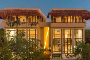 Tòa nhà nơi căn hộ tọa lạc +20 ảnh