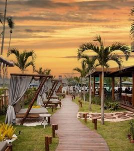 Bình minh/hoàng hôn nhìn từ căn hộ  hoặc gần đó