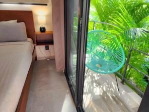 Imagen de la galería de Hobie Suite 1 Bed, Starlink WiFi, Balcony & Pool, en Bacalar 33 fotos más