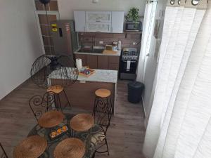 Kuchyň nebo kuchyňský kout v ubytování Ocean Peak Home