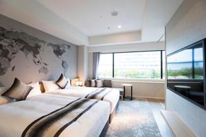 Кровать или кровати в номере Centrair Hotel