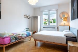 A bed or beds in a room at Amazing top floor