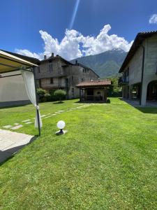 Afbeelding uit fotogalerij van Casa Le Scese Porta di Valtellina in Piantedo +10 foto's