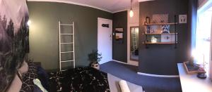 Kuchyň nebo kuchyňský kout v ubytování double bed guest room + 5 fotografií