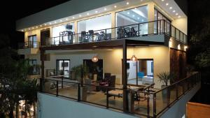 Gallery image of Dos Lunas Aparthotel in J. E. Estigarribia