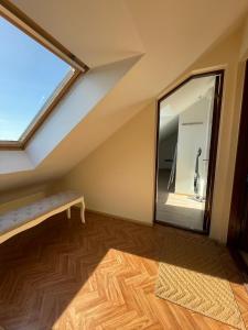 Postel nebo postele na pokoji v ubytování Raunex Apartment
