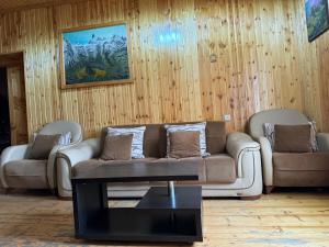 A seating area at Vodo's Guesthouse