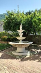 Taman di luar Casa Lamberti B&B