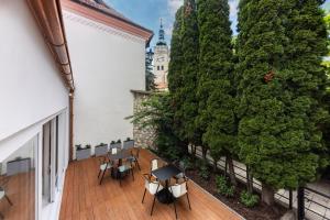Vonkajšia záhrada v ubytovaní Hotel Radosti + 18 fotografií