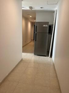Φωτογραφία από το άλμπουμ του Furnished room with balcony only for GIRLS σε El Ain