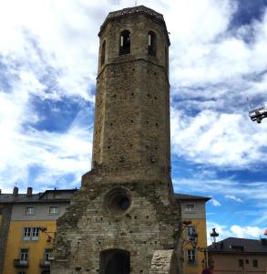 Fotografie z fotogalerie ubytování Ideal escapada romántica en el centro de Puigcerda v destinaci Puigcerdà