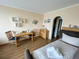 Posezení v ubytování Urlaub in 1. Strandreihe