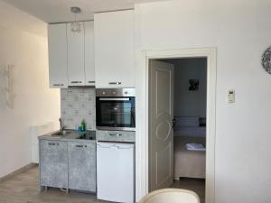 Afbeelding uit fotogalerij van Apartmani Mia in Tivat