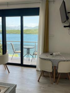 Afbeelding uit fotogalerij van Apartmani Mia in Tivat