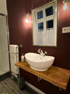Koupelna v ubytování B&B in schönem altem Bauernhaus + 16 fotografií